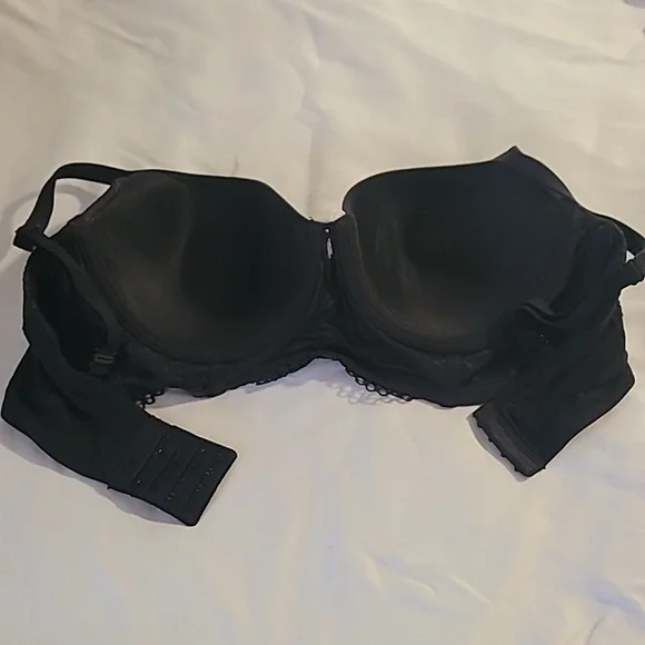 Victorias secret bra 36DD - Picture 2 of 3